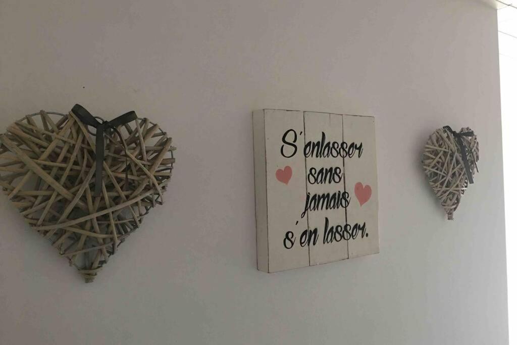 Cosy Appartement ,Dinant, Abbaye De Maredsous Anhee Ngoại thất bức ảnh