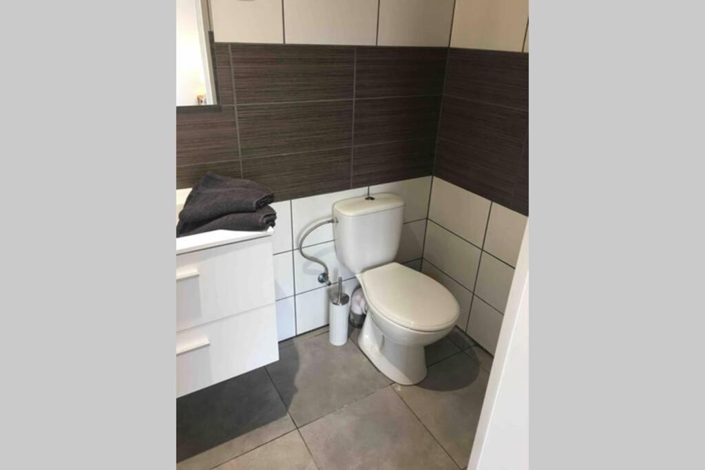 Cosy Appartement ,Dinant, Abbaye De Maredsous Anhee Ngoại thất bức ảnh